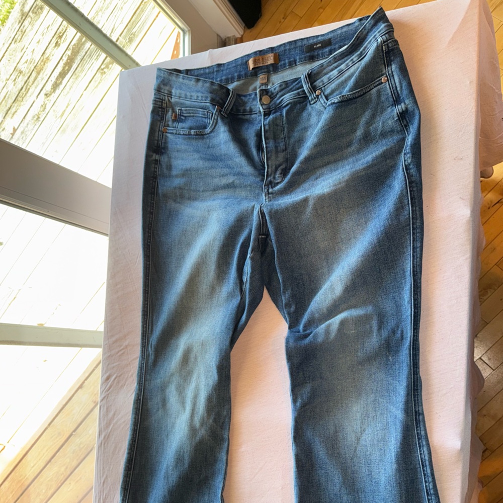 Judy Blue Dark Wash Flare Jeans 18W